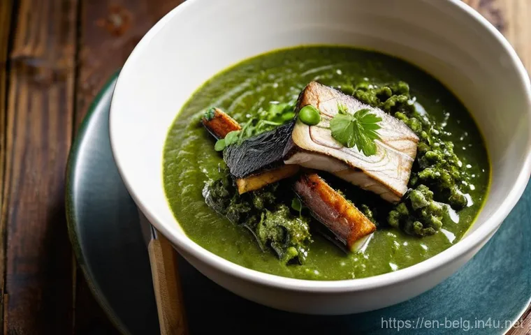 벨기에 해산물 요리 - **Prompt: Exquisite Belgian Grey Shrimp Croquettes in a Cozy Bistro Setting**
    A close-up, highly...